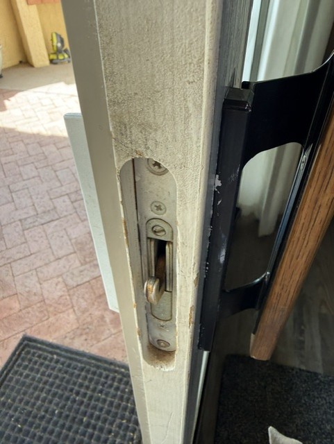 Sliding door latch 3